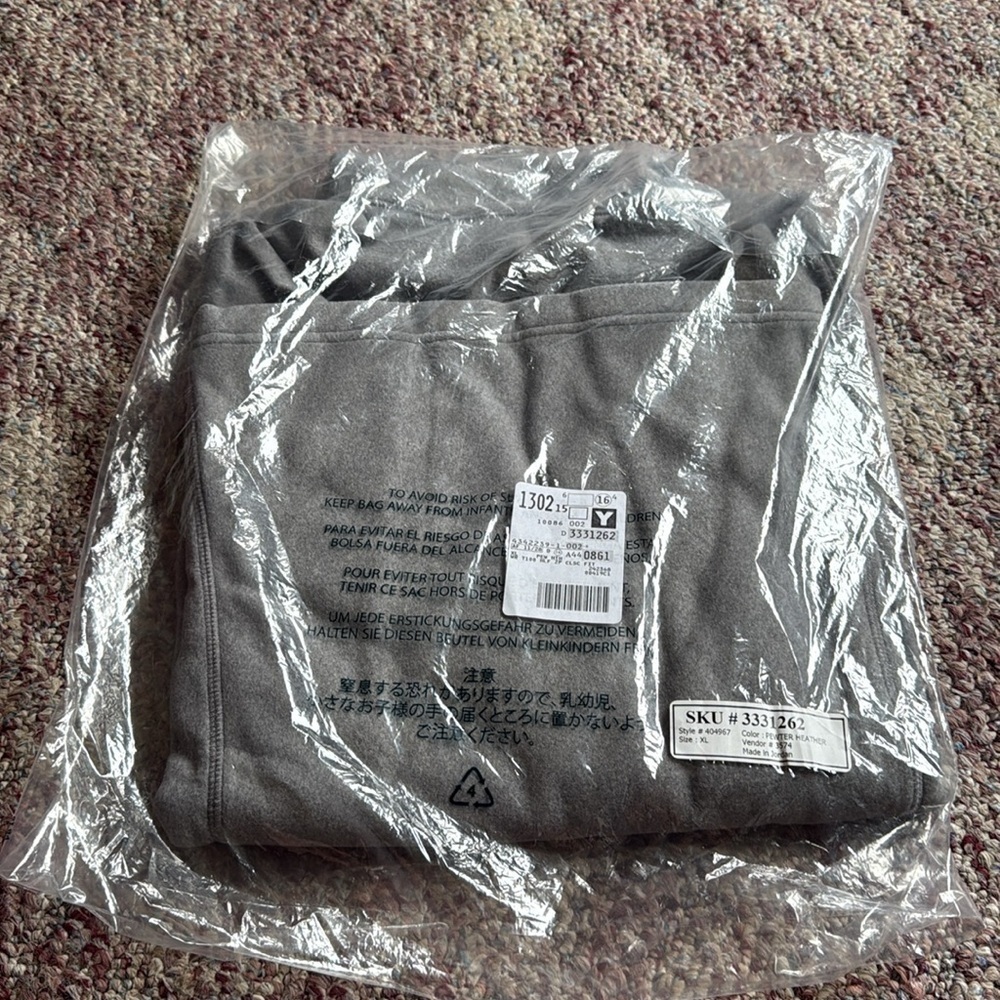 NWT Lands' End Heather Gray Half Zip Pullover Thermacheck Fleece Jacket size XL - Picture 4 of 8